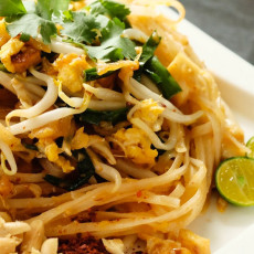 Pad thai tofu